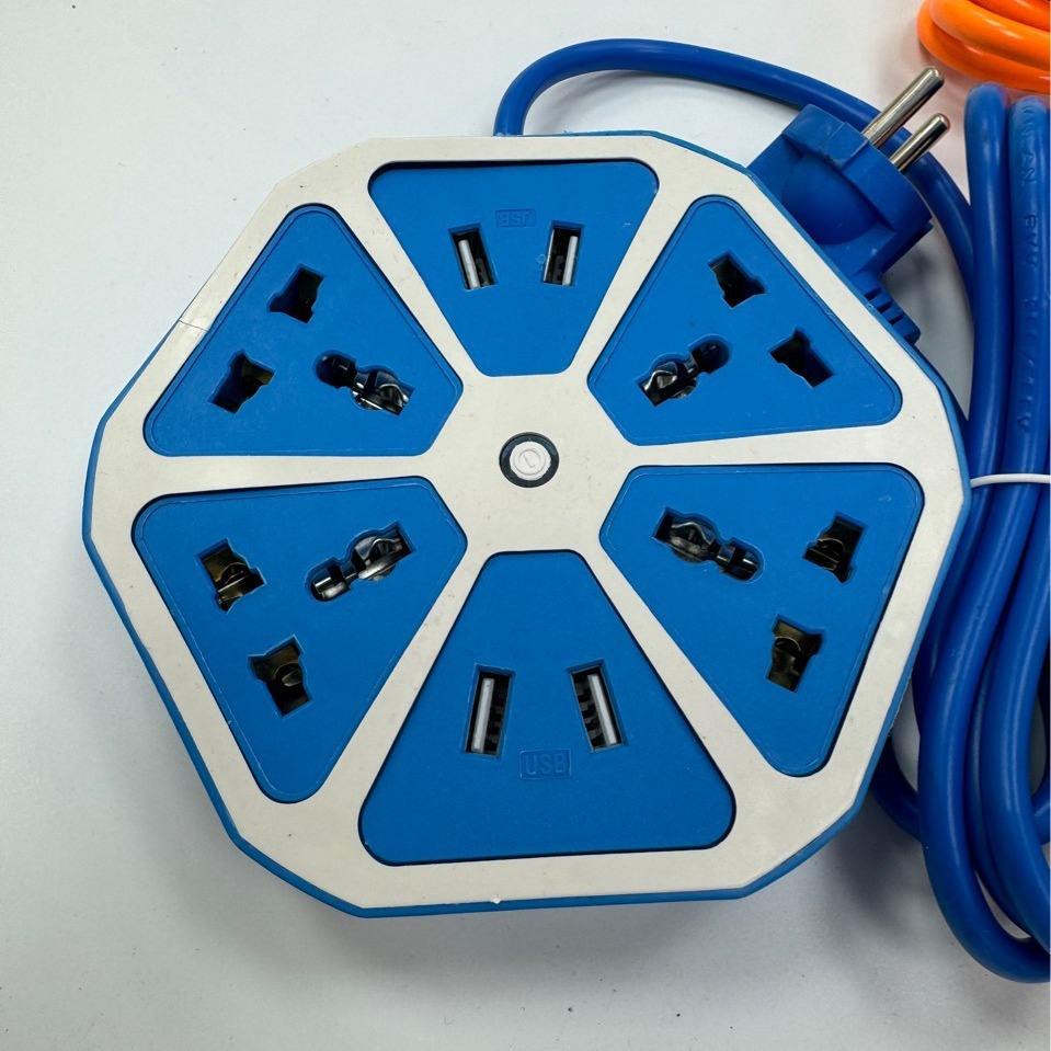 Premium Multifunctional Disc Extension Socket – 6 Universal Outlets with 2 Smart USB Ports